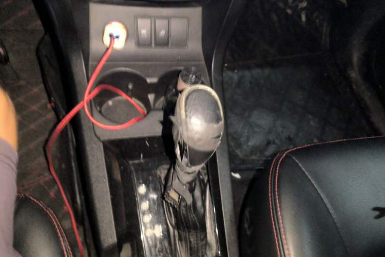 Used Land X5 2014 2.0T Automatic Enjoyment Version Gear Lever
