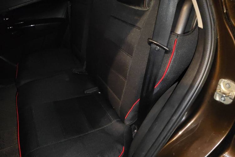 Used Land X5 2014 2.0T Automatic Enjoyment Version Left Rear Seat