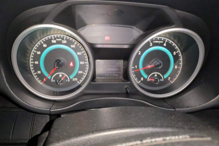 Used Land X5 2014 2.0T Automatic Enjoyment Version Odometer Close Up