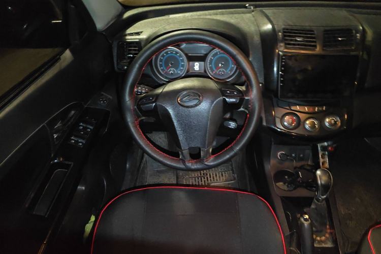 Used Land X5 2014 2.0T Automatic Enjoyment Version Steering Wheel