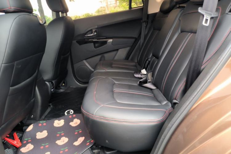 Used Land X5 2014 2.0T Automatic Innovation Edition Left Rear Seat