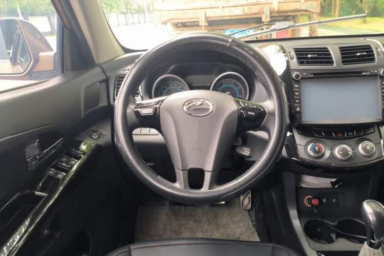 Used Land X5 2014 2.0T Automatic Innovation Edition Steering Wheel