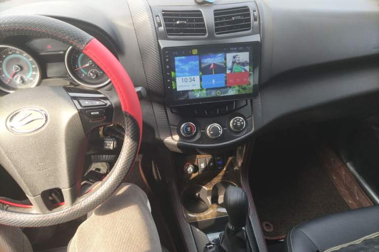 Used Land X5 2014 2.0T Automatic Enjoyment Version Audio And AC Panel