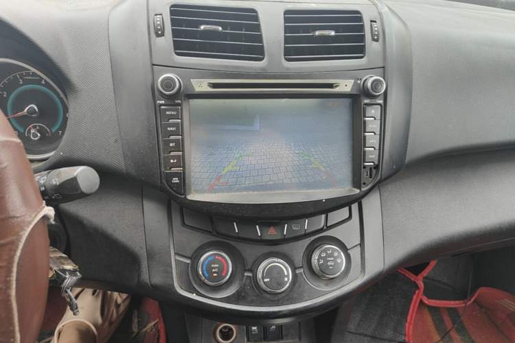 Used Land X5 2014 2.0T Automatic Innovation Edition Audio And AC Panel