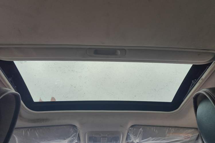 Used Land X5 2014 2.0T Automatic Innovation Edition Headliner