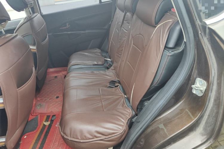 Used Land X5 2014 2.0T Automatic Innovation Edition Left Rear Seat
