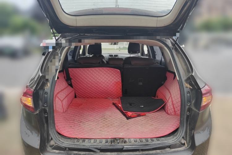 Used Land X5 2014 2.0T Automatic Innovation Edition Trunk