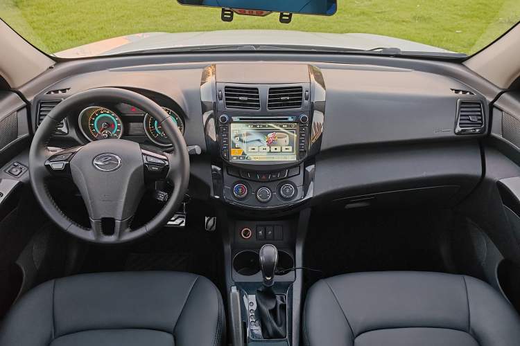 Used Land X5 2014 2.0T Automatic Innovation Edition Center Console