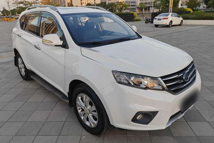 Used Land X5 2014 2.0T Automatic Innovation Edition Front Right 45 Deg