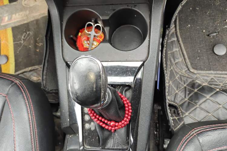 Used Land X5 2014 2.0T Automatic Innovation Edition Gear Lever