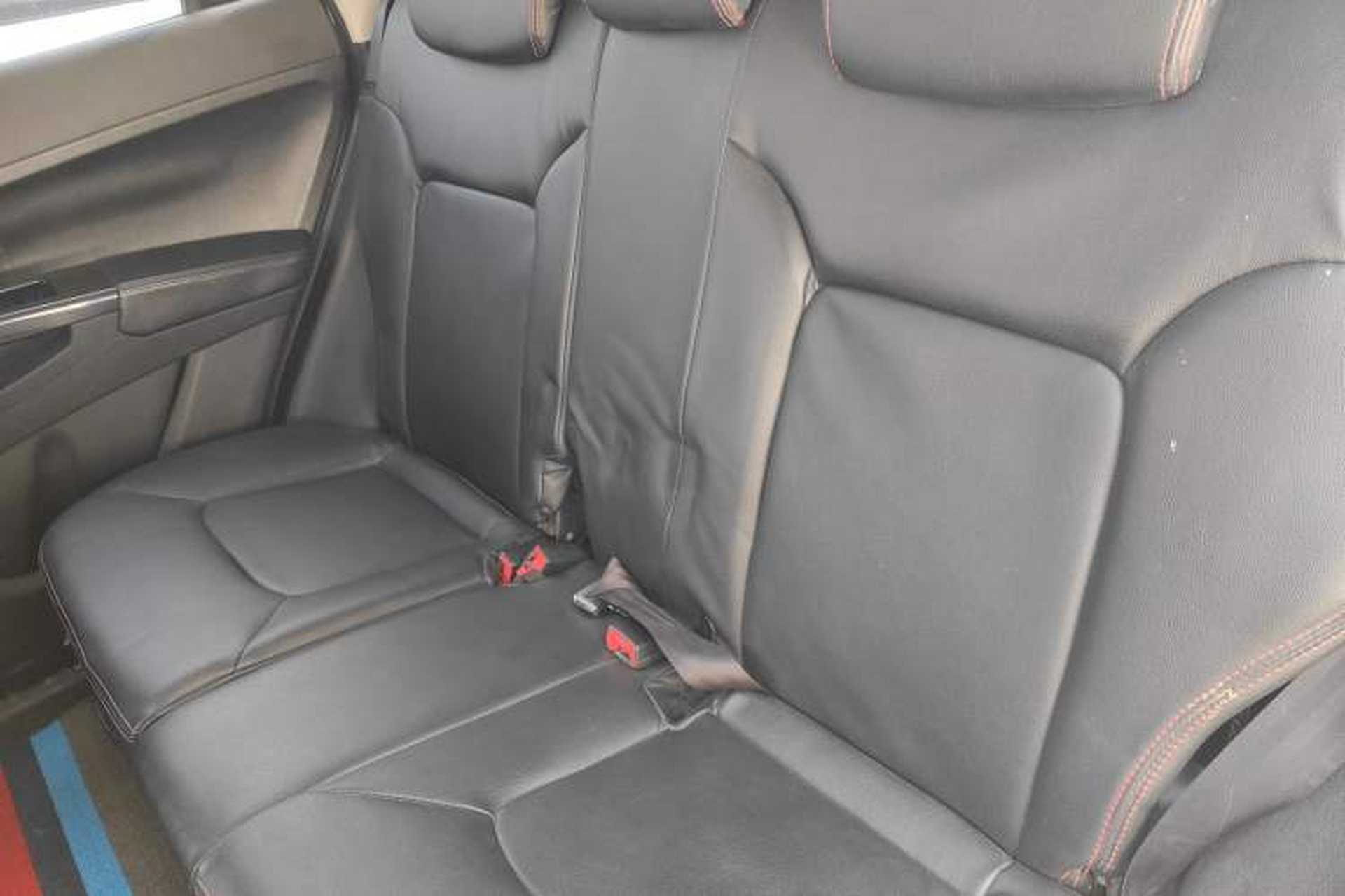 Used Land X5 2014 2.0T Automatic Enjoyment Version Interior 1