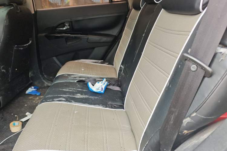 Used Land X5 2014 2.0T Automatic Innovation Edition Left Rear Seat