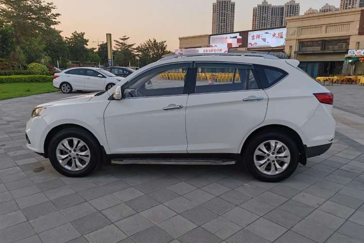 Used Land X5 2014 2.0T Automatic Innovation Edition Left Side