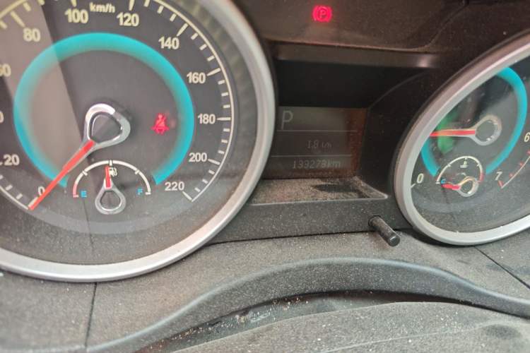 Used Land X5 2014 2.0T Automatic Innovation Edition Odometer Close Up