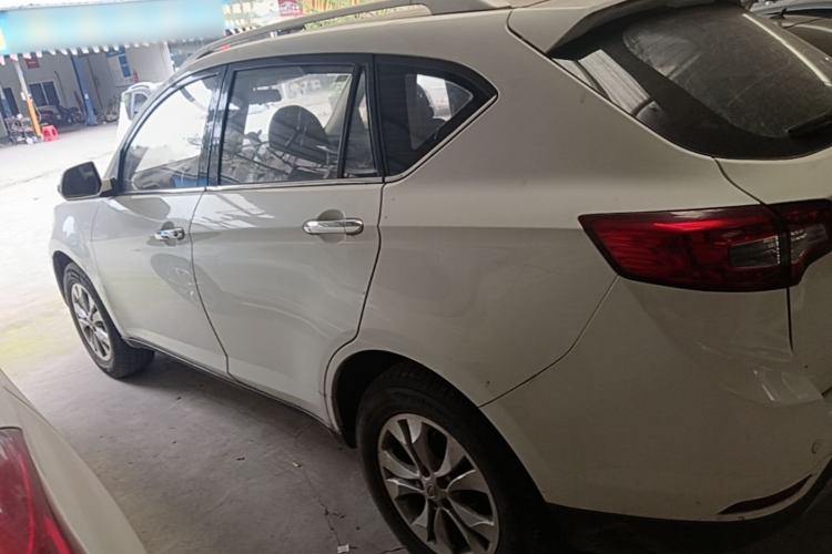 Used Land X5 2014 2.0T Automatic Enjoyment Version Rear Left 45 Deg
