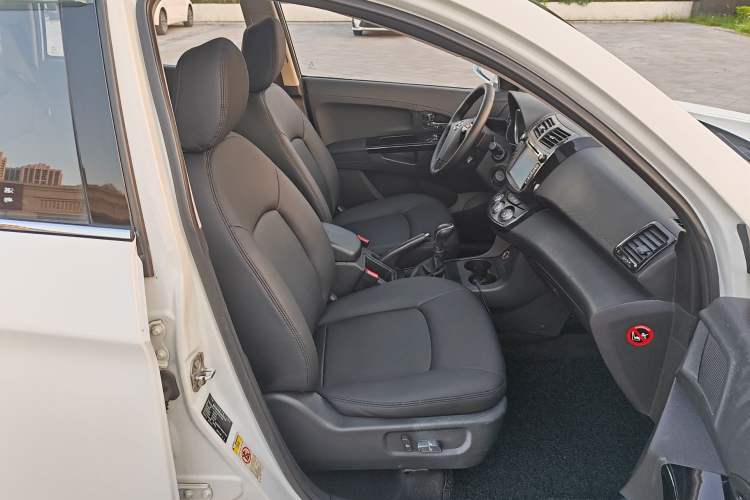 Used Land X5 2014 2.0T Automatic Innovation Edition Right Front Seat