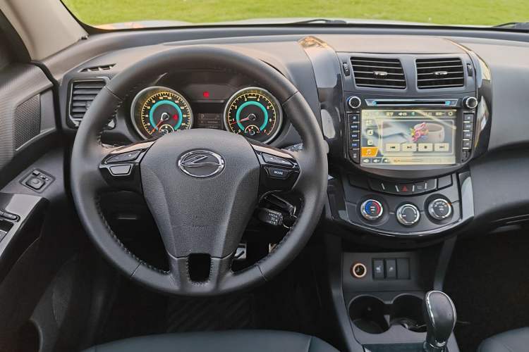 Used Land X5 2014 2.0T Automatic Innovation Edition Steering Wheel