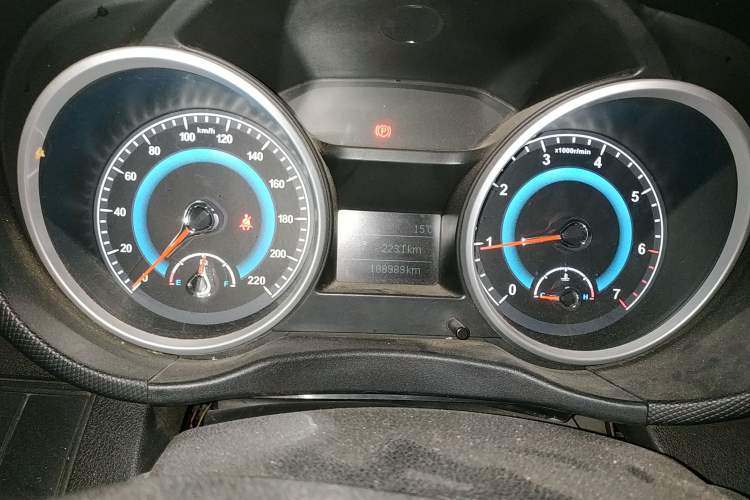 Used Land X5 2015 1.5T CVT Innovation Edition Instrument Cluster