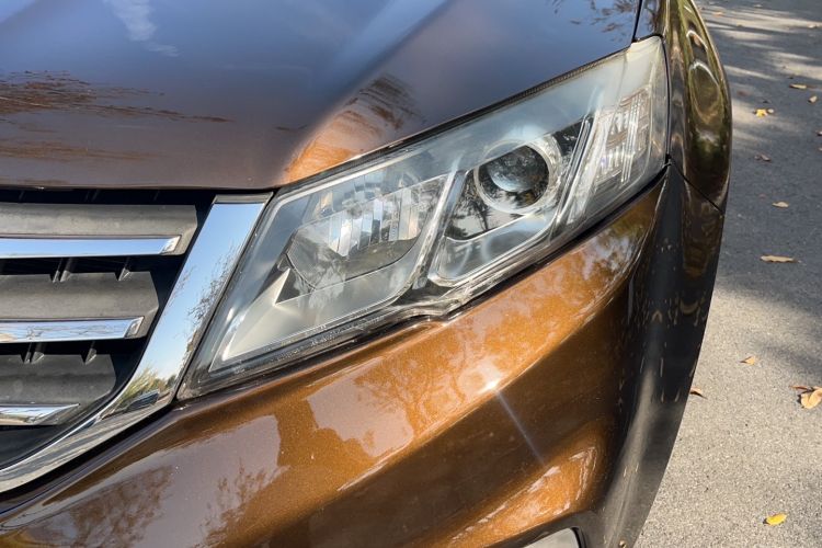 Used Land X5 2013 2.0T Manual Chuanling Edition Left Front Headlight