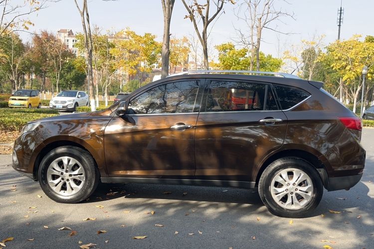 Used Land X5 2013 2.0T Manual Chuanling Edition Left Side
