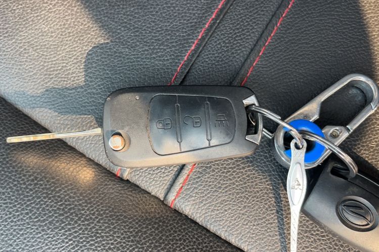 Used Land X5 2013 2.0T Manual Chuanling Edition Vehicle Key