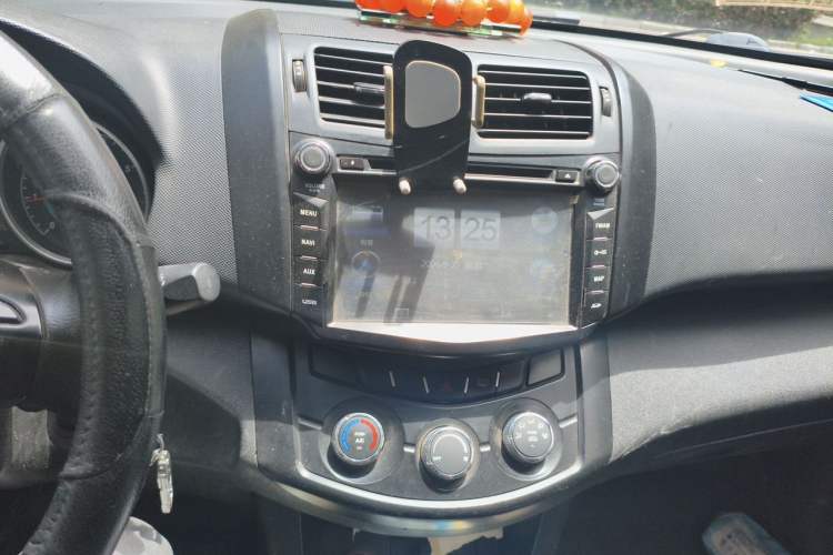 Used Land X5 2015 1.5T Manual Innovation Edition Audio And AC Panel