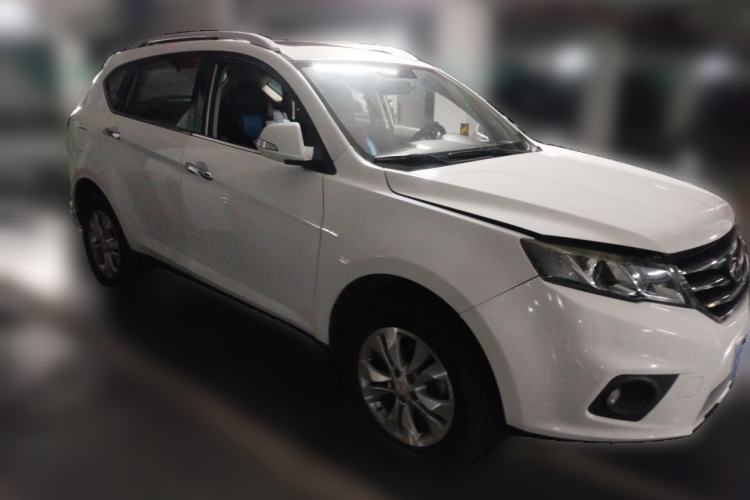 Used Land X5 2015 1.5T CVT Innovation Edition Front Right 45 Deg