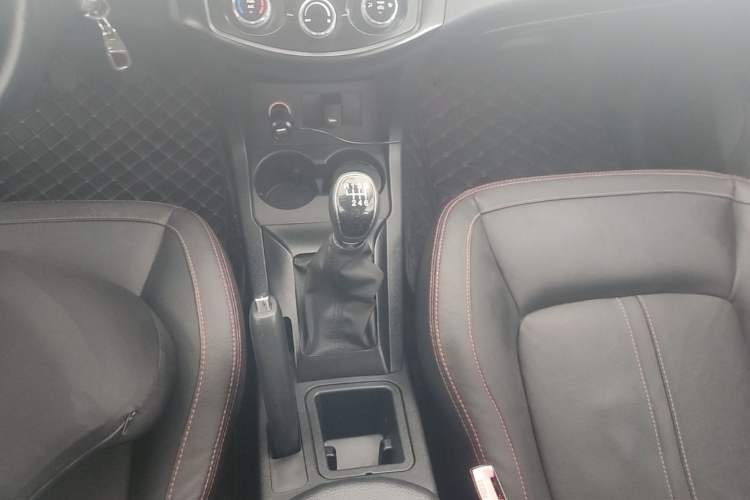 Used Land X5 2015 1.5T Manual Innovation Edition Gear Lever