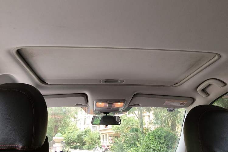 Used Land X5 2015 1.5T Manual Innovation Edition Headliner