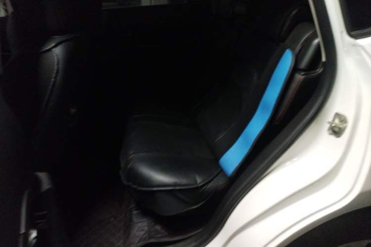 Used Land X5 2015 1.5T CVT Innovation Edition Left Rear Seat