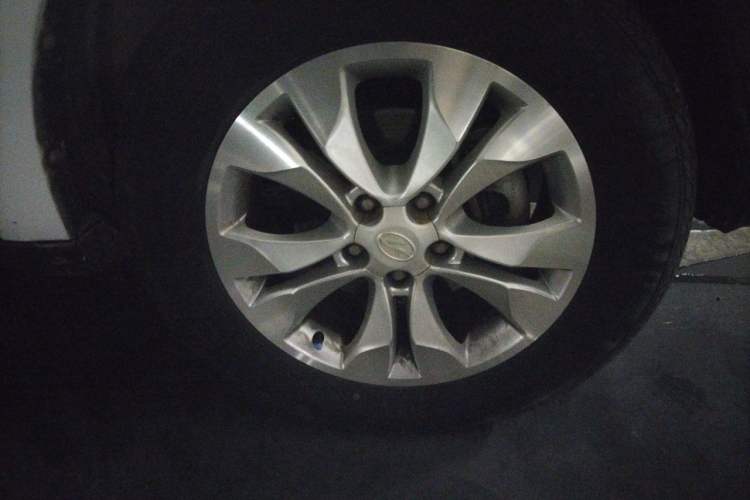 Used Land X5 2015 1.5T CVT Innovation Edition Right Front Wheel Hub