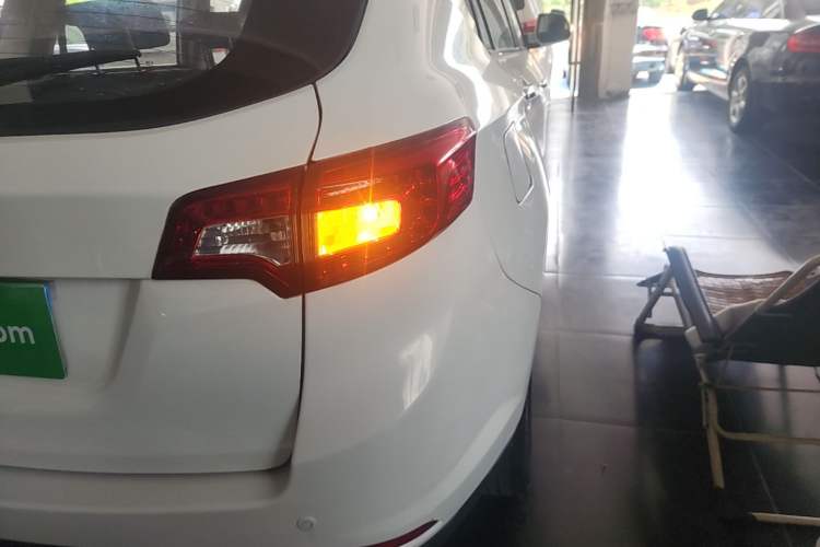Used Land X5 2015 1.5T Manual Innovation Edition Right Rear Taillight