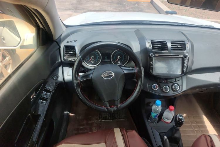Used Land X5 2015 1.5T Manual Enjoyment Edition Steering Wheel