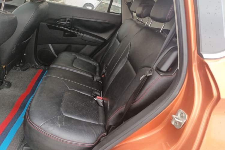 Used Land X5 2015 1.5T CVT Enjoyment Edition Left Rear Seat