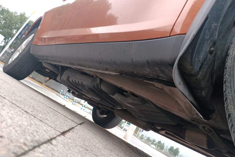 Used Land X5 2015 1.5T CVT Enjoyment Edition Right Side Sill