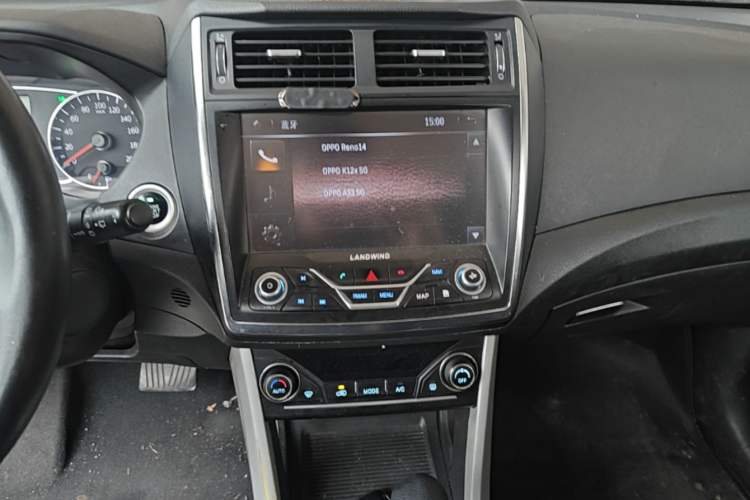 Used Land X5 2016 Plus 1.5T CVT Enjoyment Edition Audio And AC Panel