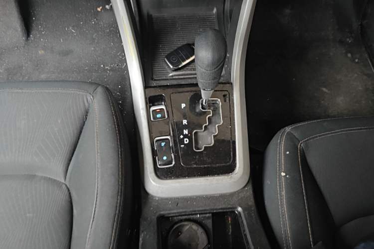 Used Land X5 2016 Plus 1.5T CVT Enjoyment Edition Gear Lever