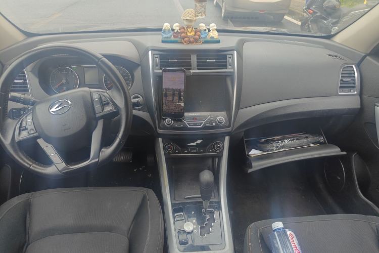 Used Land X5 2016 Plus 1.5T CVT Enjoyment Edition Interior 4