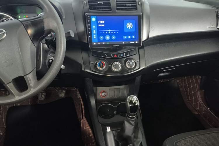 Used Land X5 2016 Plus 1.5T Manual Adventure Edition Audio And AC Panel