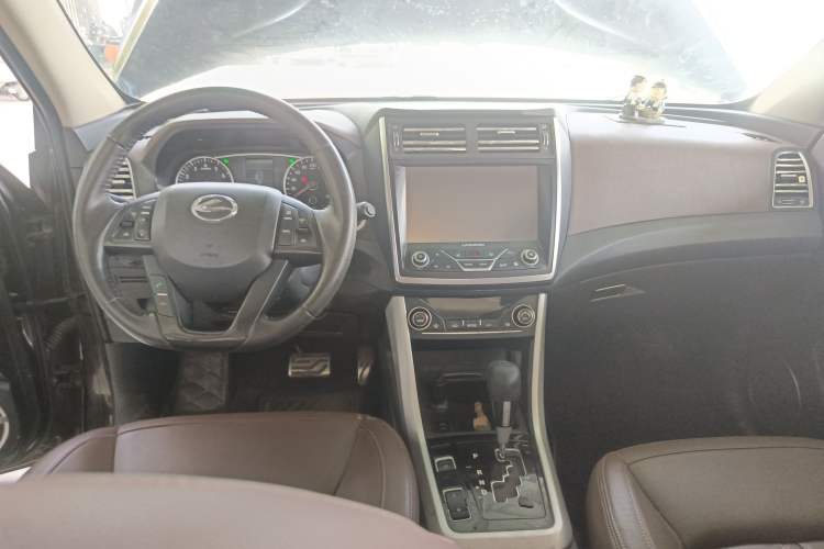 Used Land X5 2016 Plus 1.5T CVT Leading Edition Center Console