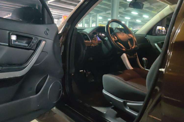 Used Land X5 2016 Plus 2.0T Automatic Enjoyment Edition Driver Seat