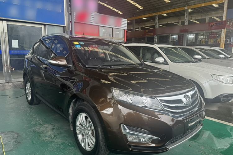 Used Land X5 2016 Plus 2.0T Automatic Enjoyment Edition Exterior 2