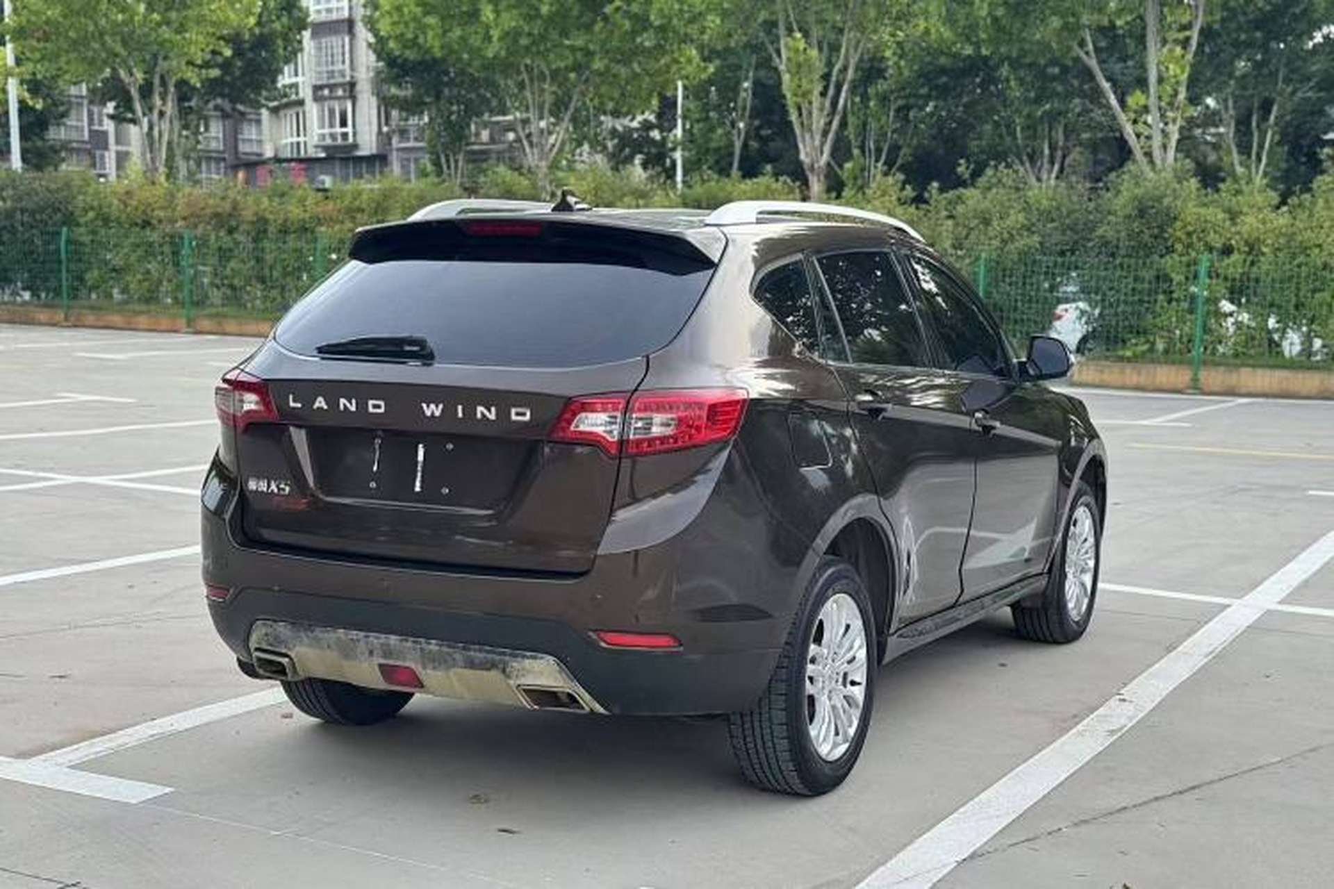 Used Land X5 2016 Plus 1.5T CVT Enjoyment Edition Exterior 5