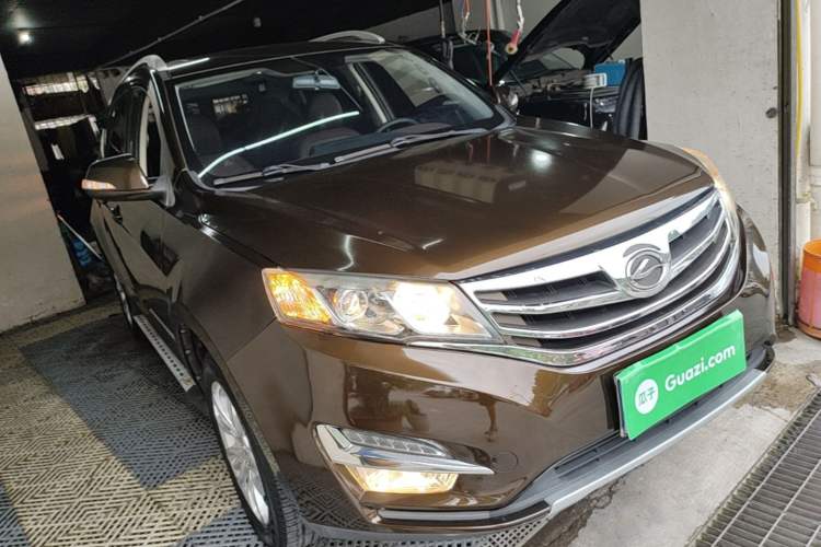 Used Land X5 2016 Plus 1.5T CVT Leading Edition Front Right 45 Deg