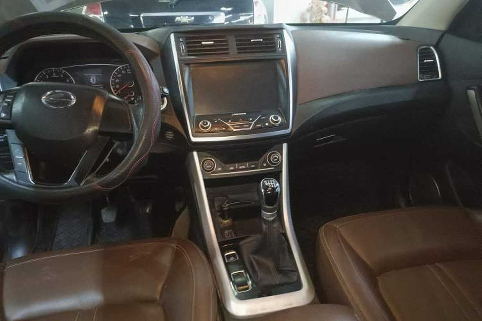 Used Land X5 2016 Plus 1.5T Manual Innovation Edition Gear Lever