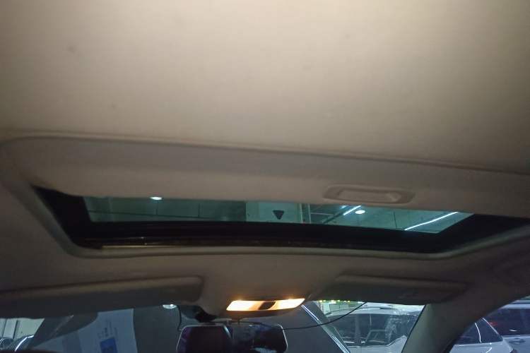 Used Land X5 2016 Plus 1.5T Manual Innovation Edition Headliner