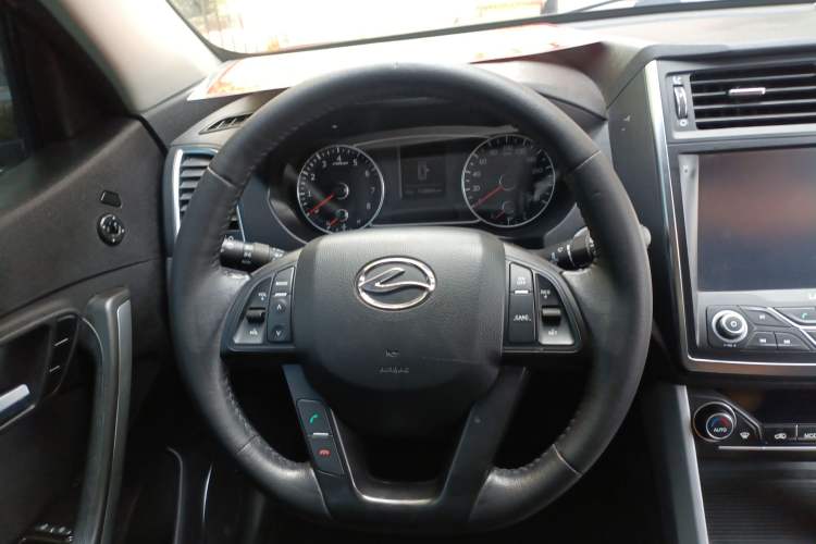 Used Land X5 2016 Plus 1.5T CVT Enjoyment Edition Interior 5