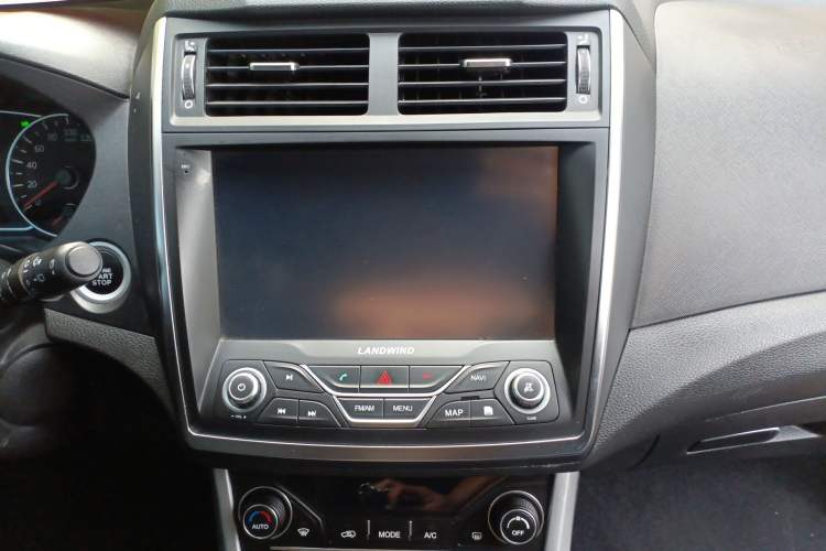 Used Land X5 2016 Plus 1.5T CVT Enjoyment Edition Interior 6