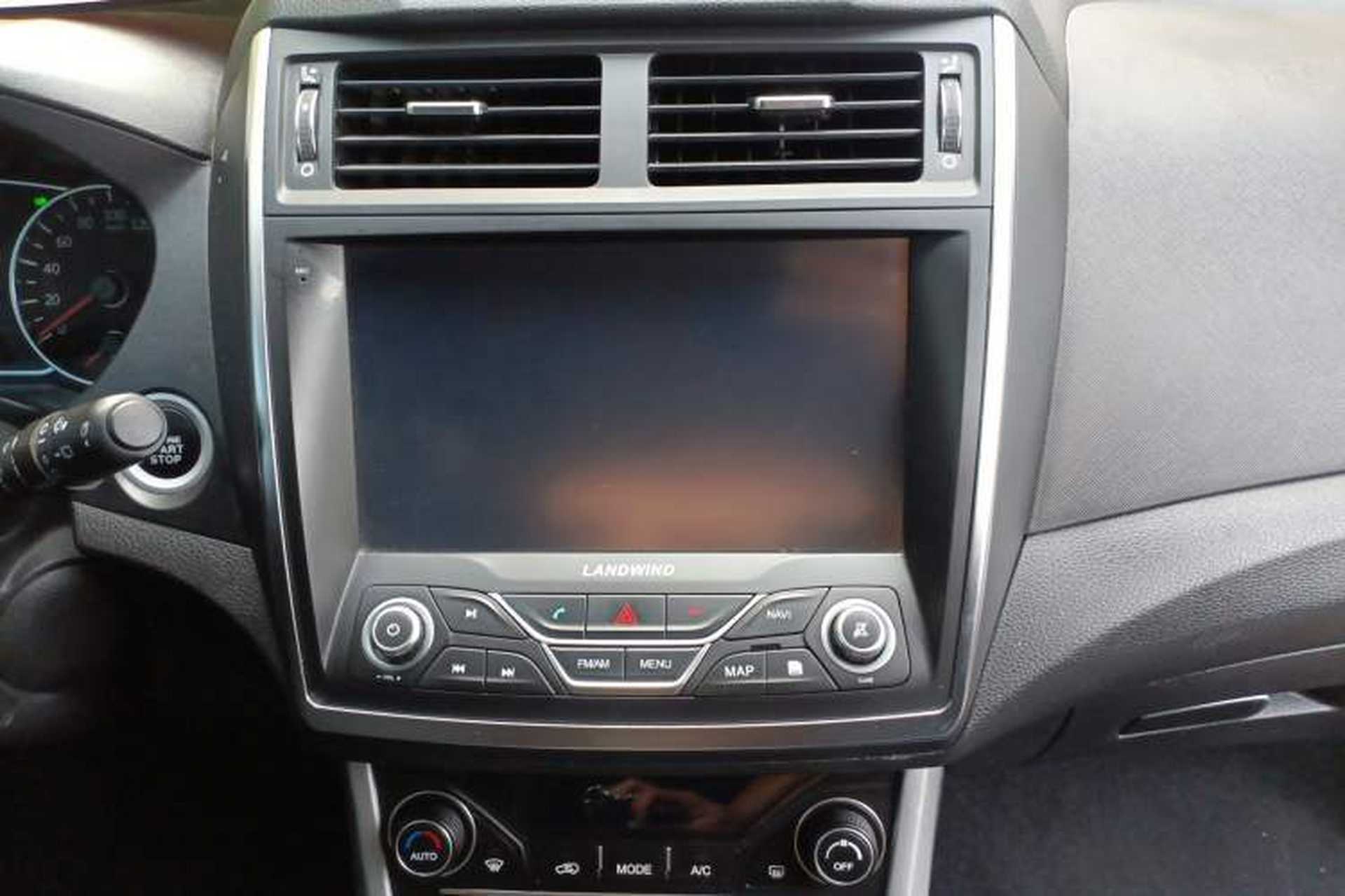 Used Land X5 2016 Plus 1.5T CVT Enjoyment Edition Interior 6