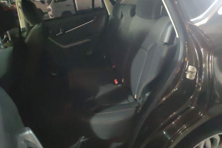 Used Land X5 2016 Plus 2.0T Automatic Enjoyment Edition Left Rear Seat